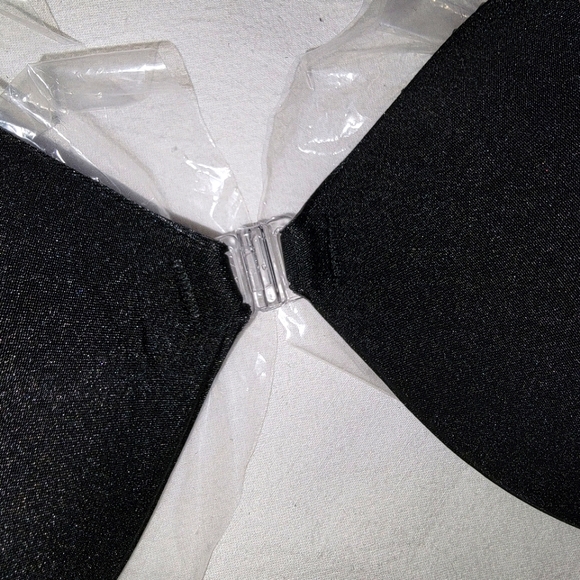 Niidor Sticky Adhesive Black Bra - Picture 4 of 6
